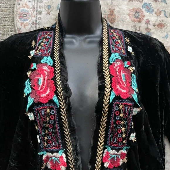 Johnny Was Black Embroidered Jacket - Picture 2 of 6